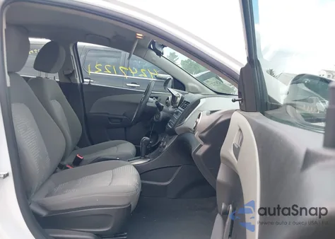 2016 Chevrolet Sonic Ls Auto из США, поврежденный, VIN 1G1JA5SH3G4120520